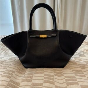 Demelier The Midi New York in Navy